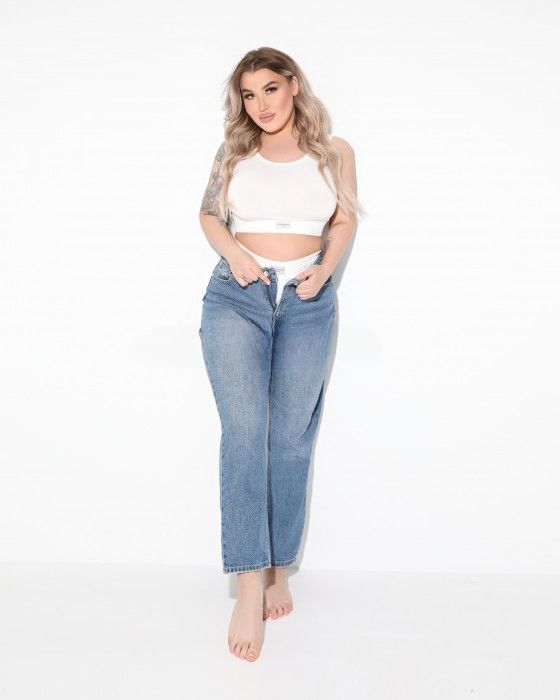 Индивидуалка Алиса ТРК Планета Фотография 